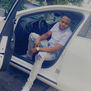 Meet your Posher, Jean